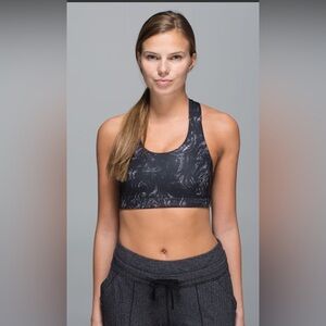 Lululemon All Sport Bra Arsenal Ambient Gray/Black Womens Sz 8 Gym Running EUC